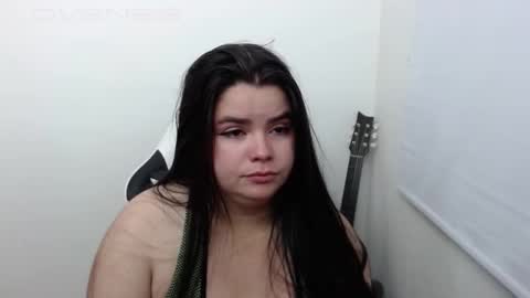 Snapshot of carolina_lee12 chatting on October 21, 2:12 am carolina online show from October 21, 2:12 am