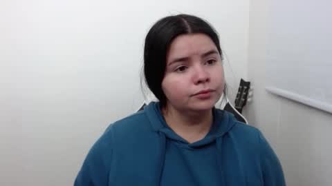 Snapshot of carolina_lee12 chatting on November 20, 2:01 am carolina online show from November 20, 2:01 am