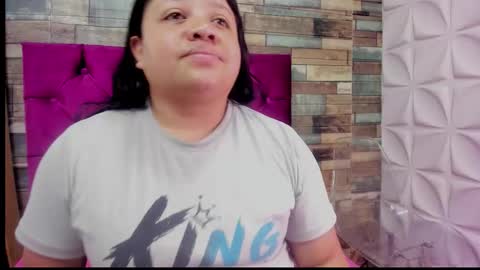 Snapshot of carolina_lenon chatting on February 7, 7:50 pm Angie Carolina online show from February 7, 7:50 pm