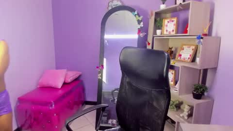 carolina suarez online show from September 13, 2:33 am