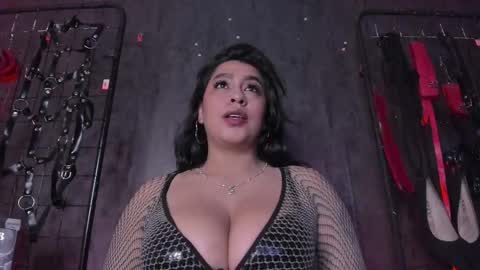 carolina online show from October 12, 6:29 pm