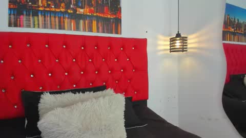 Carolina online show from February 9, 4:33 pm