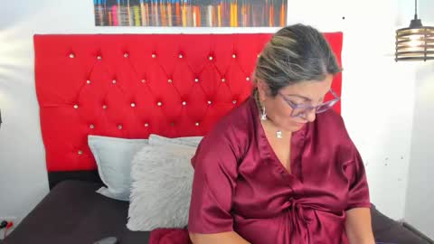 Carolina online show from February 14, 6:04 pm