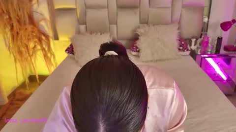 caroline online show from February 15, 11:45 pm