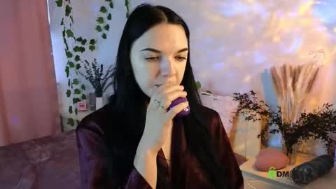 Mary and Carol online show from September 18, 2:19 pm