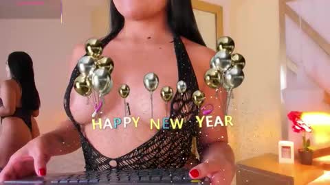 Snapshot of caroline_maldonado chatting on January 12, 12:32 pm Caroline online show from January 12, 12:32 pm