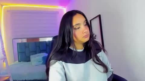 caroline_rodriguez_9 online show from September 10, 3:17 am