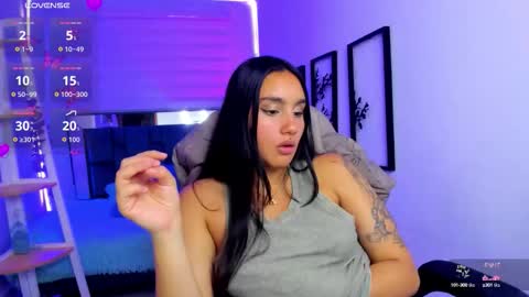 caroline_rodriguez_9 online show from September 23, 4:04 am