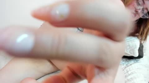 Carolinee  online show from October 10, 8:46 am