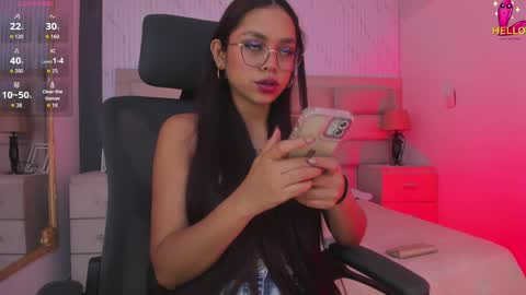 Caroline online show from April 10, 1:49 pm