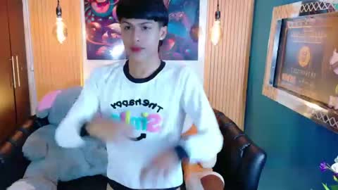 carolinejesh online show from March 27, 2:06 pm