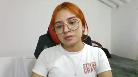 carolinnapinkman online show from April 20, 8:32 pm