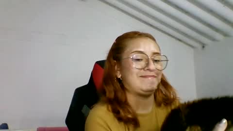 Snapshot of carolinnapinkman chatting on July 13, 8:22 pm carolinnapinkman online show from July 13, 8:22 pm