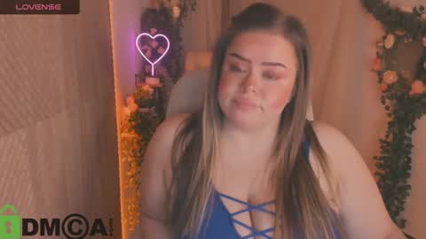 caroll_li online show from February 6, 3:48 am