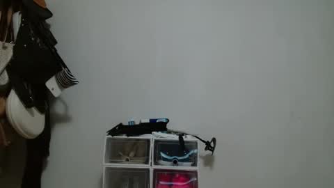 Snapshot of caroo0615 chatting on March 11, 7:03 am caroo0615 online show from March 11, 7:03 am