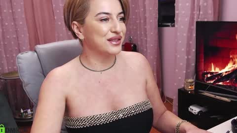 Carrie online show from January 14, 5:30 am