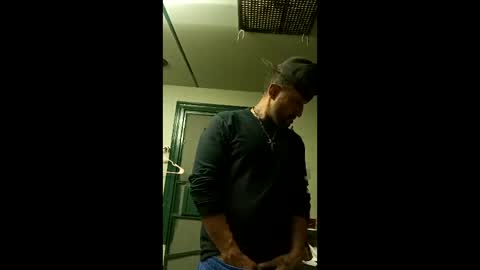 Snapshot of carrilloeverardo219 chatting on March 26, 3:34 am carrilloeverardo219 online show from March 26, 3:34 am