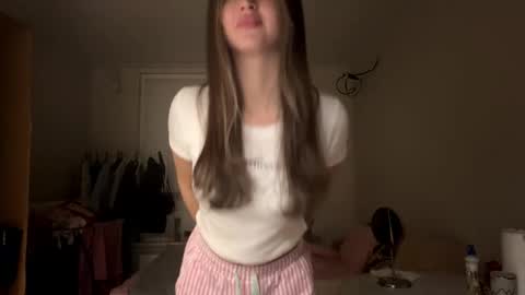 Kira online show from December 5, 2:58 pm