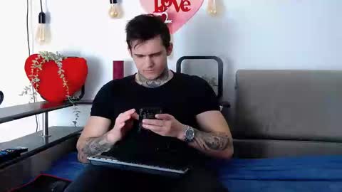 Carter online show from February 15, 8:00 am