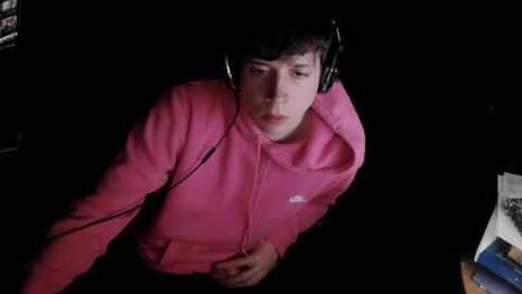 cartermcberran online show from April 4, 7:06 am