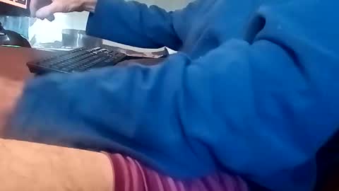 Snapshot of caryb chatting on October 22, 6:18 pm caryb online show from October 22, 6:18 pm