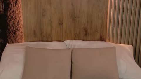 Casandra  online show from January 8, 7:27 pm