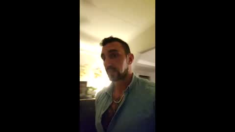 VESUVIO online show from May 23, 9:52 pm