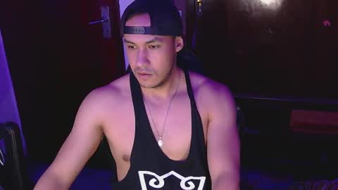 Snapshot of casas_oom chatting on February 9, 8:44 am      online show from February 9, 8:44 am
