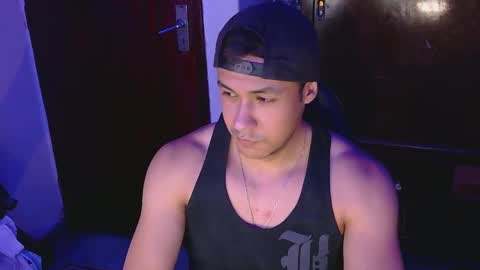 Snapshot of casas_oom chatting on March 2, 5:33 am      online show from March 2, 5:33 am