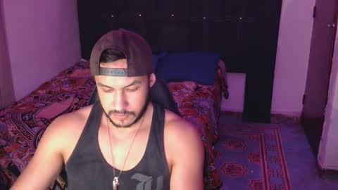 Snapshot of casas_oom chatting on October 11, 4:33 am      online show from October 11, 4:33 am