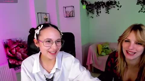 casey_meow_ online show from June 18, 6:56 pm