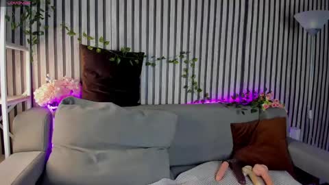 Casey sweeet online show from June 5, 4:35 pm