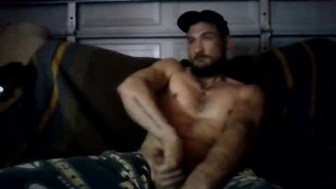 okiedadd online show from January 7, 5:37 pm