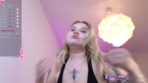 Casey Robbins online show from December 14, 5:36 pm