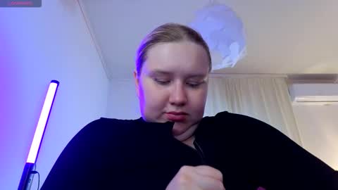 Casey Robbins online show from October 1, 5:24 am