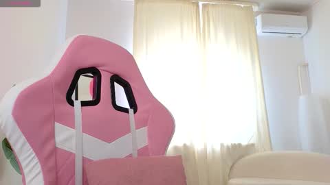 Casey Robbins online show from October 21, 7:31 am