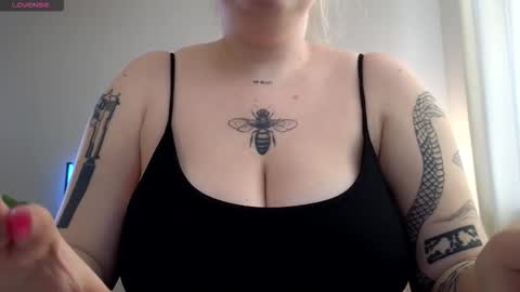 Casey Robbins online show from November 8, 7:52 am