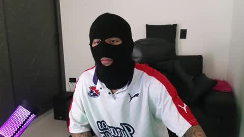 cash_master777 online show from January 14, 6:35 pm