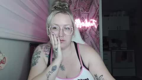 Snapshot of cashbratbrynn chatting on October 29, 10:39 am cashbratbrynn online show from October 29, 10:39 am