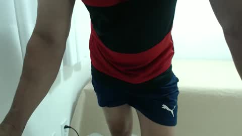 cashmastermuscle77 online show from September 21, 11:39 pm