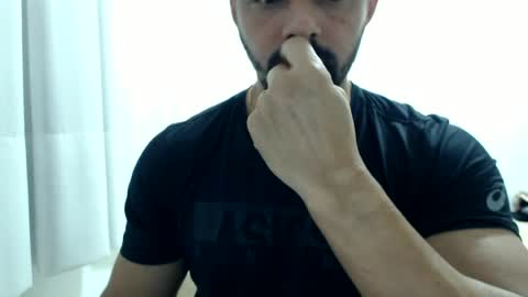 Snapshot of cashmastermuscle77 chatting on June 19, 10:08 am cashmastermuscle77 online show from June 19, 10:08 am