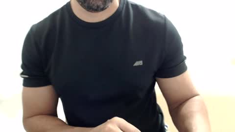 Snapshot of cashmastermuscle77 chatting on July 14, 9:36 am cashmastermuscle77 online show from July 14, 9:36 am