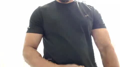 Snapshot of cashmastermuscle77 chatting on July 14, 10:32 am cashmastermuscle77 online show from July 14, 10:32 am