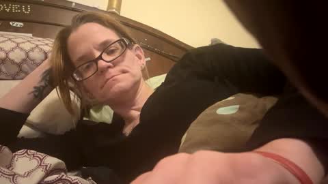 Snapshot of casidy1 chatting on February 22, 12:38 am casidy1 online show from February 22, 12:38 am