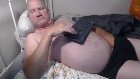 Snapshot of casinocam chatting on March 25, 10:54 am CasinoCam online show from March 25, 10:54 am