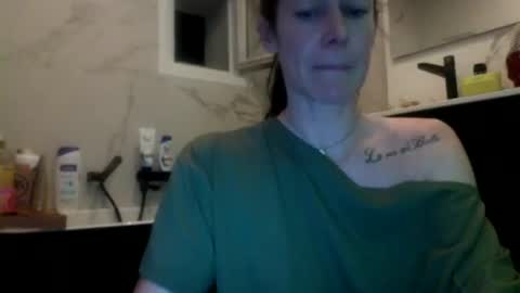 cassandra06400 online show from October 5, 6:50 pm