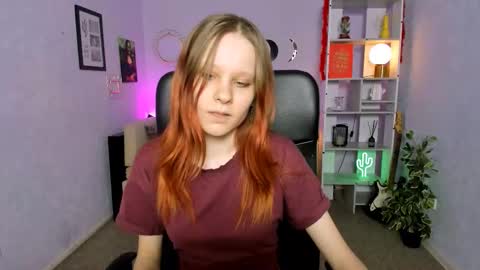 Cassandra online show from March 5, 7:04 am