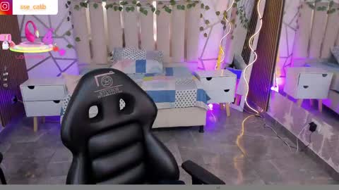 Snapshot of casse_tay chatting on June 6, 3:33 am casse_tay online show from June 6, 3:33 am