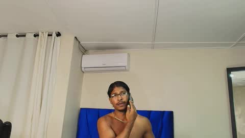 Snapshot of cassian_gold chatting on February 3, 1:26 am CASSIAN GOLD online show from February 3, 1:26 am