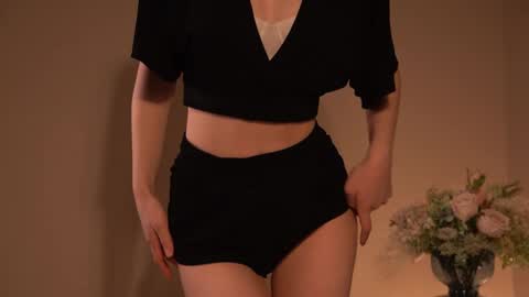 Cassie online show from December 2, 3:51 pm